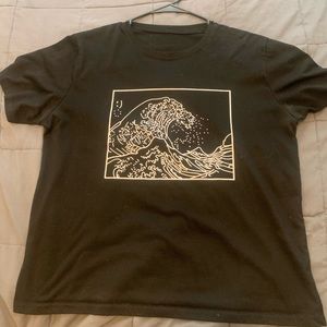 Black graphic wave shirt